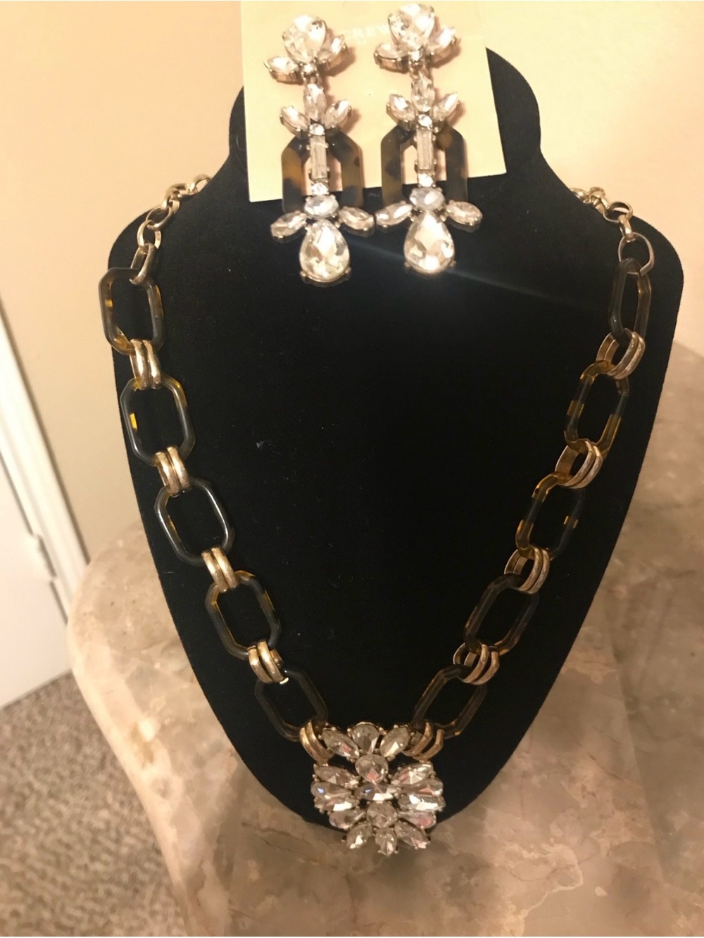 Crystal Flower Pendant Chain Necklace with Matching Earrings - Tortoise & Gold